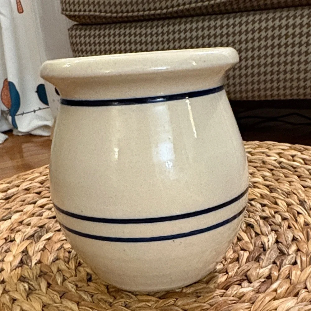 Stoneware Storage Jar with Green Leaf Design